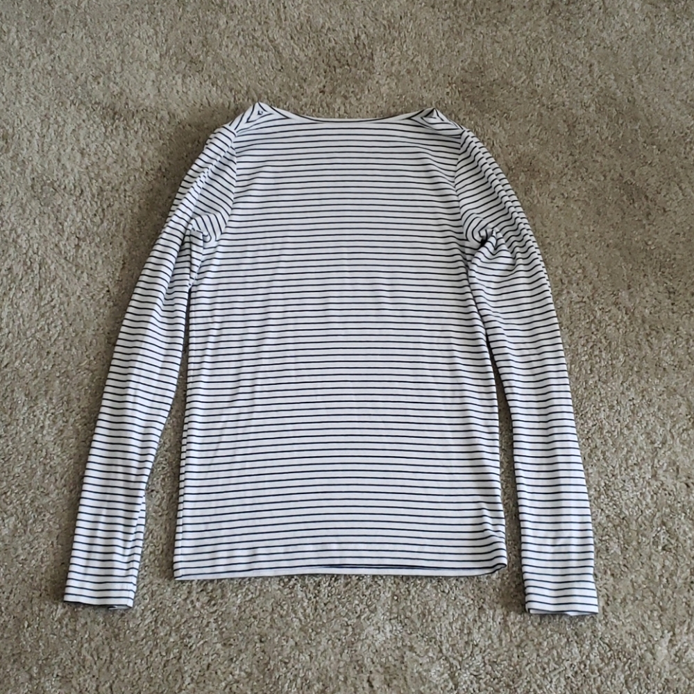Gap Long sleeve tee Size Medium